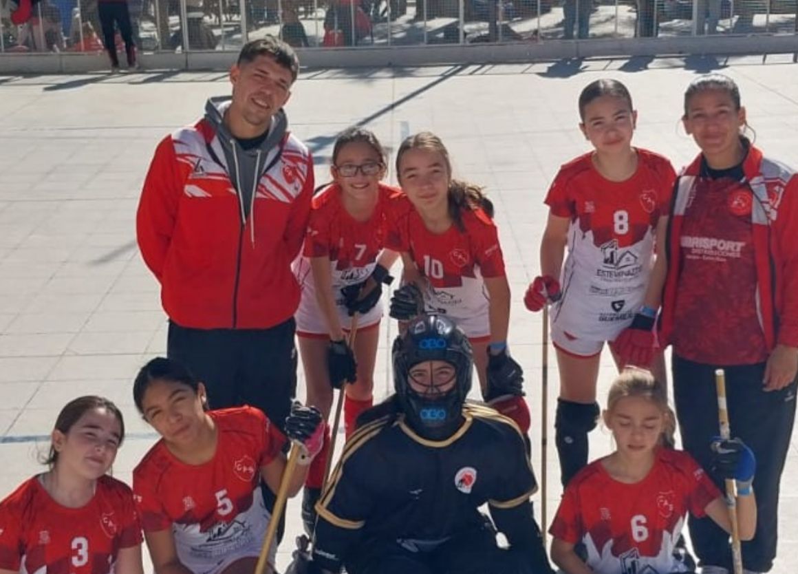 Hockey sobre patines: actividad de las categorías formativas de Sarmiento de Crespo en la Copa Revolución 2026