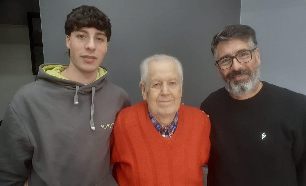 Los 67 años de historia de una reconocida peluquería de Crespo: 3 generaciones de la familia Fontana con una misma pasión