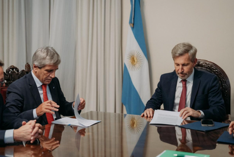 Frigerio firmó un convenio con Nación que reconoce deudas a favor de Entre Ríos y transfiere inmuebles